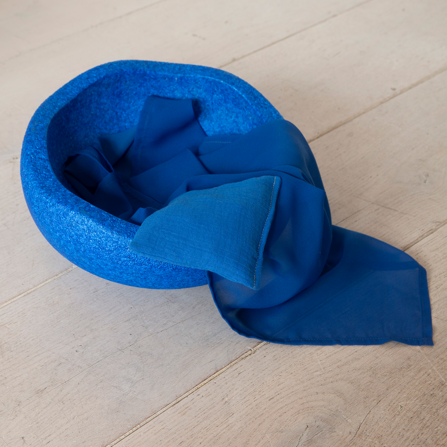 Stapelstein, pittenzakjes en speeldoek blauw