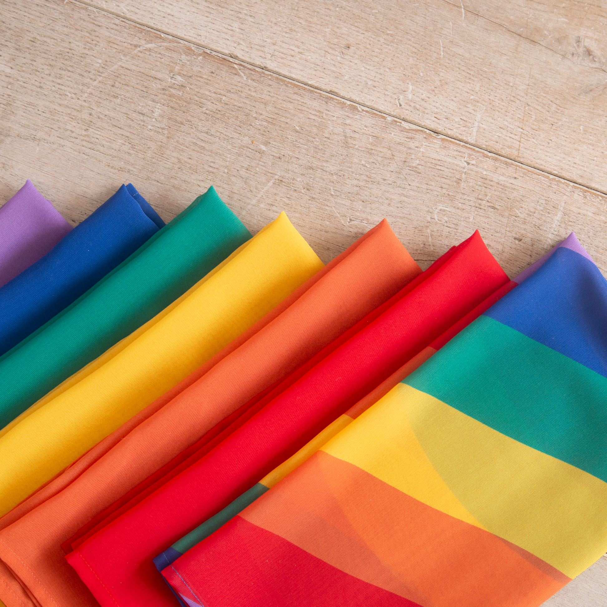 Regenboog speeldoeken set klein + waves speeldoek