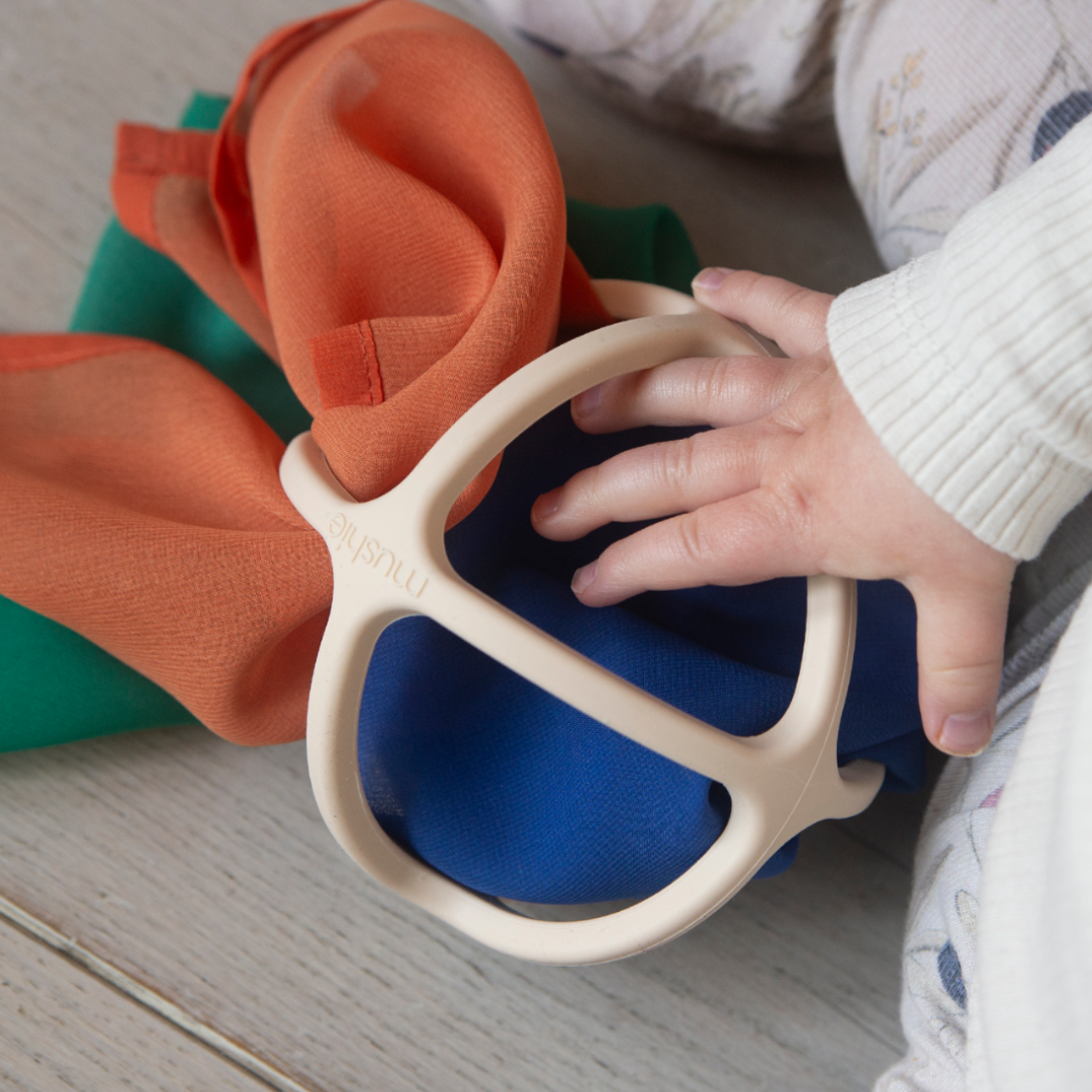 Duurzaam kraamcadeau mintgroen – met pittenzakjes & speeldoek